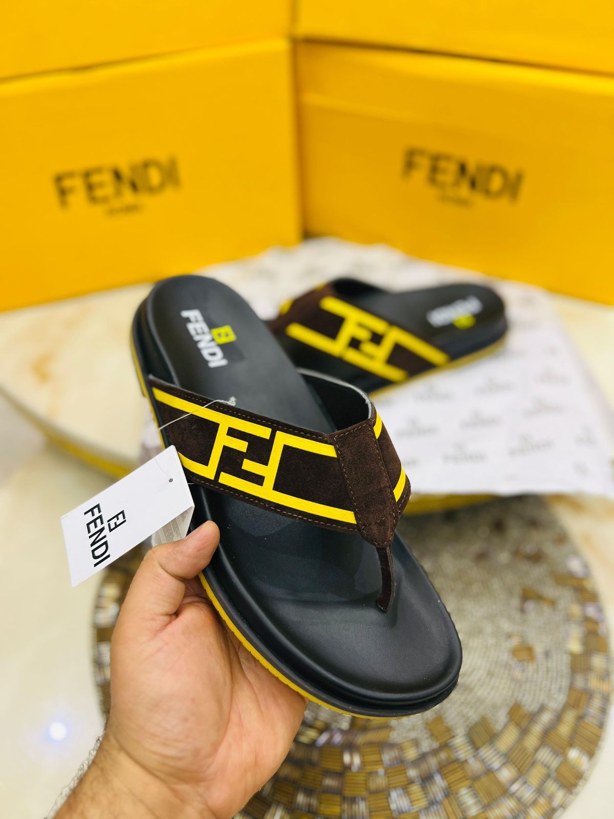 Fendi Luxe Logo Comfort Flip Flops