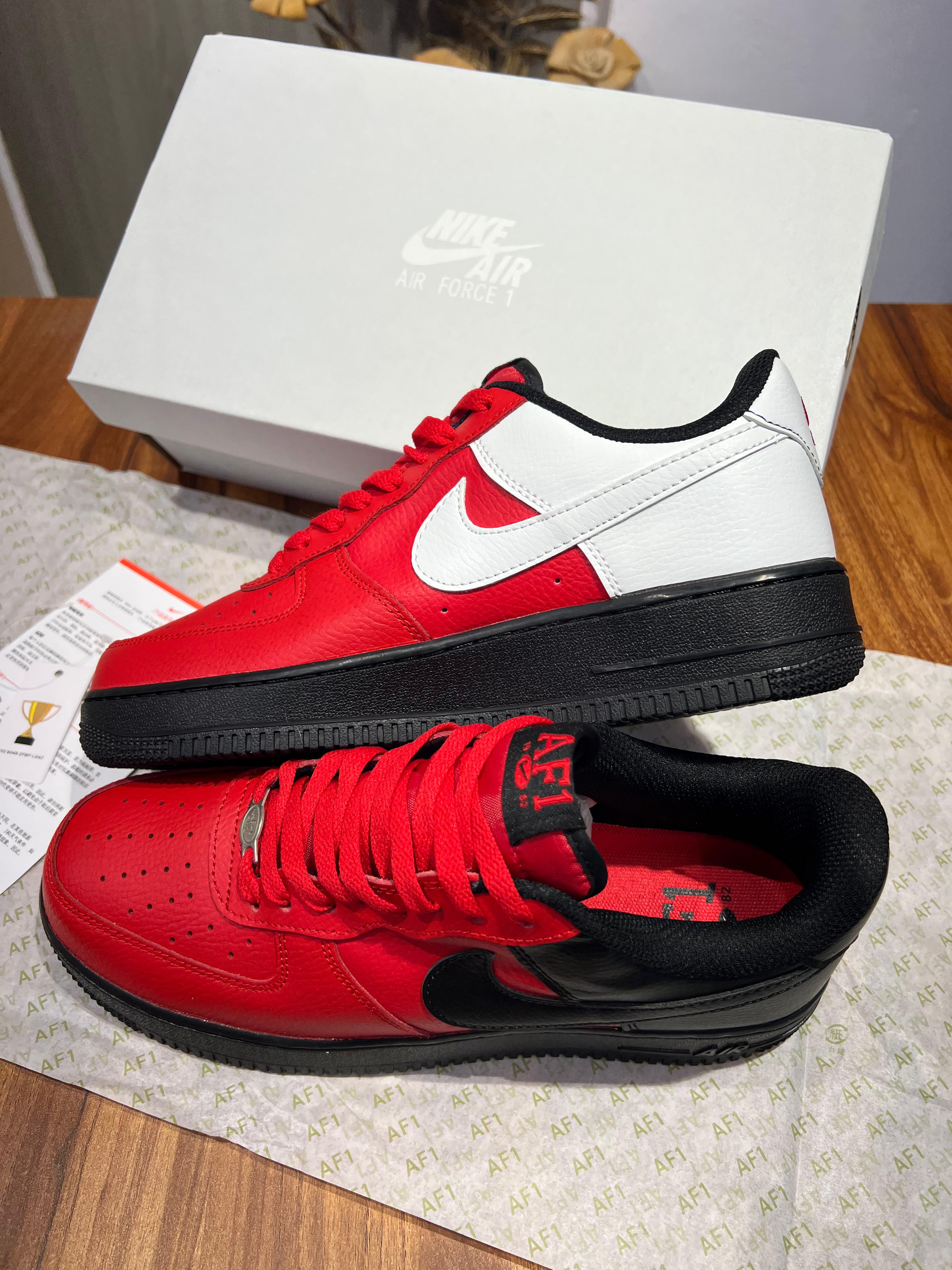 Nike Air Force 1 '07 LV8 sneakers