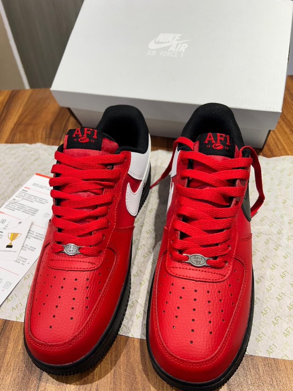 Nike Air Force 1 '07 LV8 sneakers