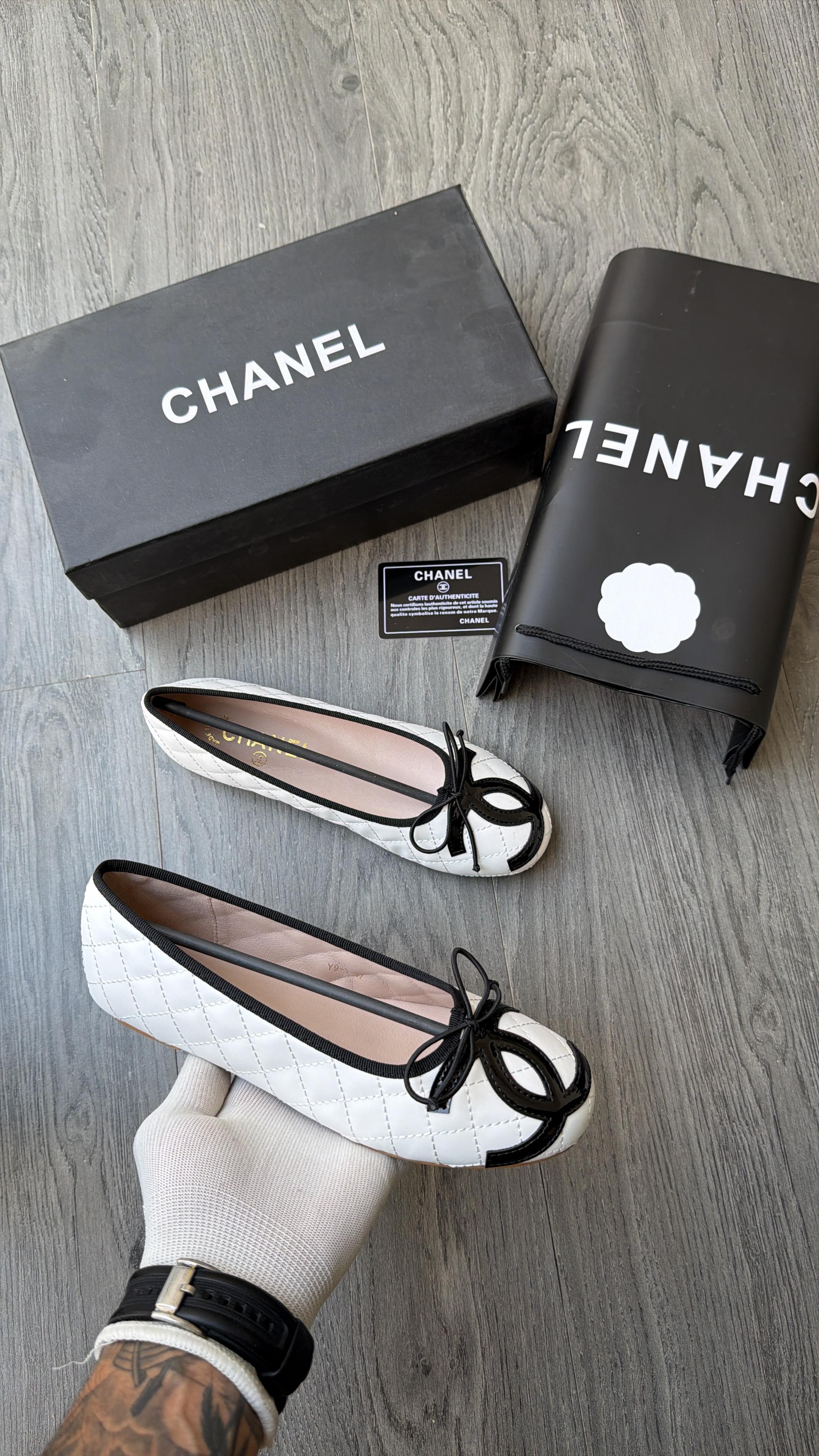 Chanel ballets