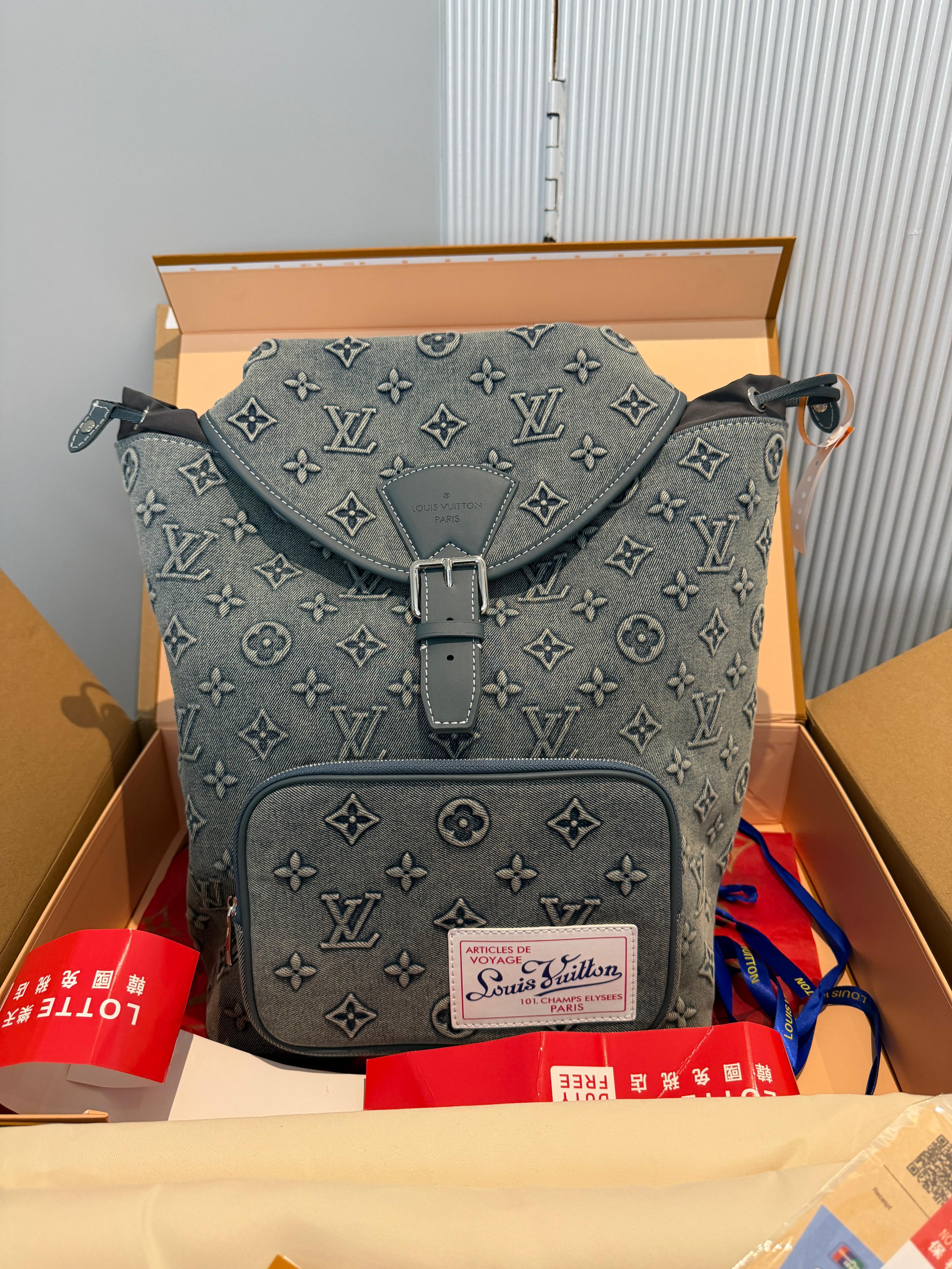 Louis Vuitton Montsouris Cargo Unisex Backpack