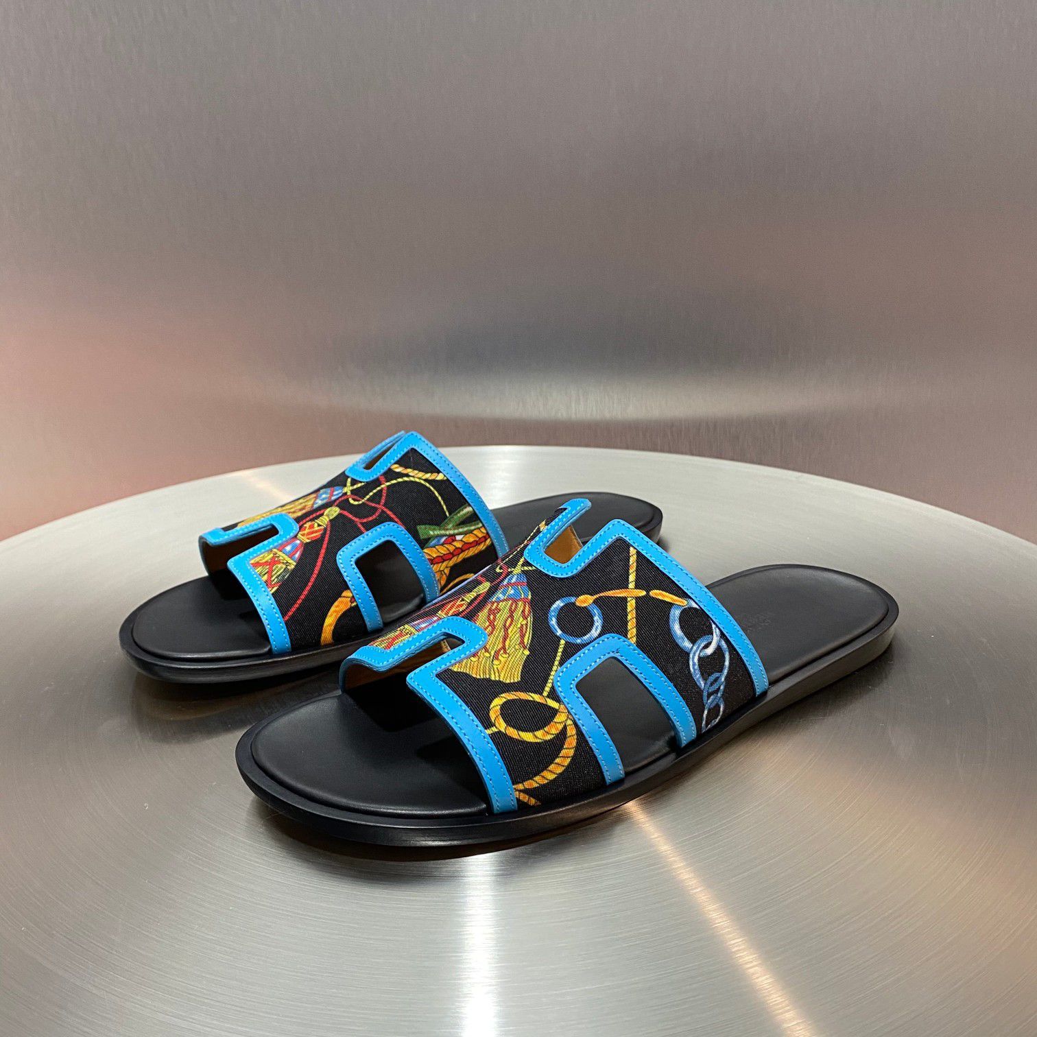 Hermès Izmir Sandals
