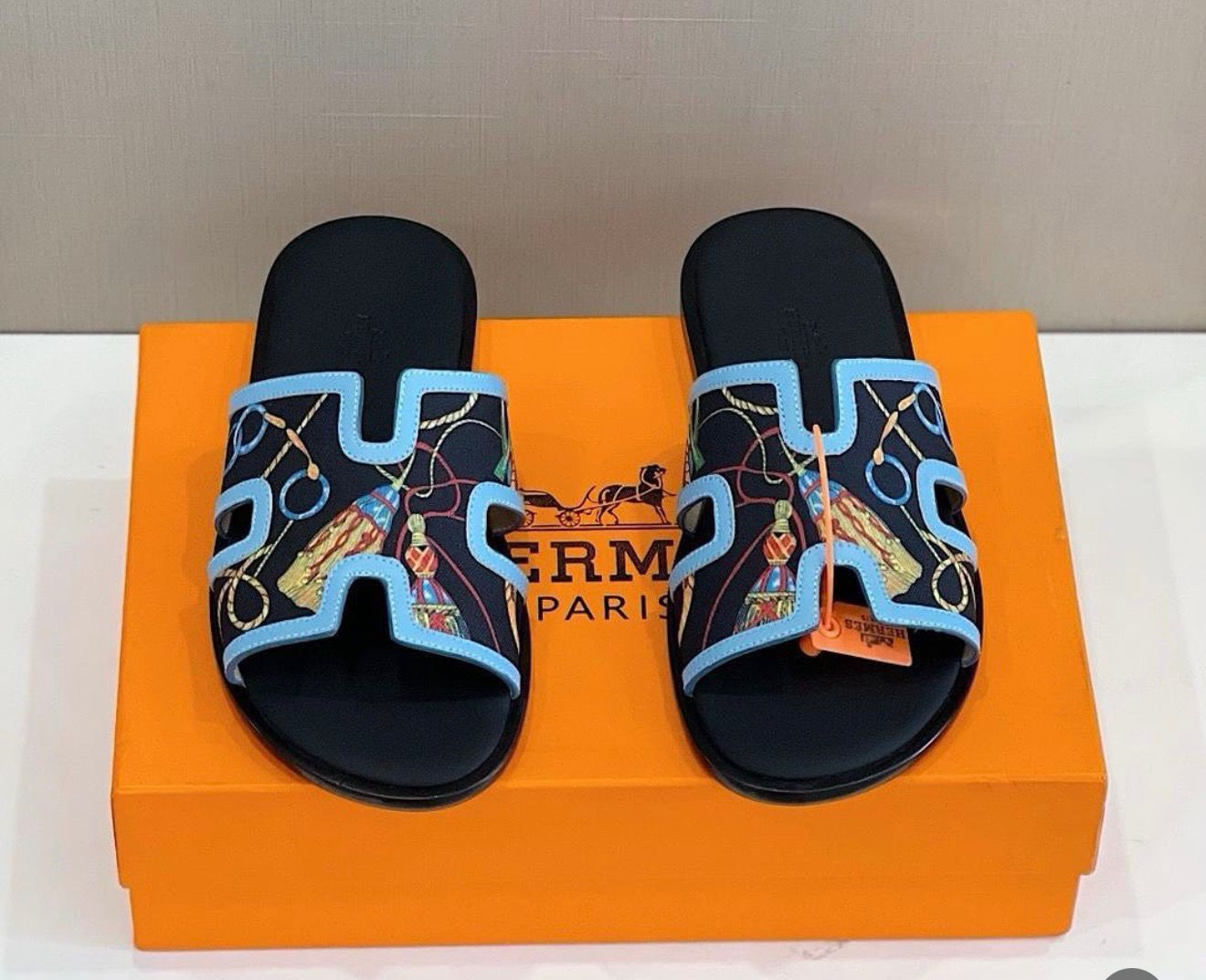 Hermès Izmir Sandals
