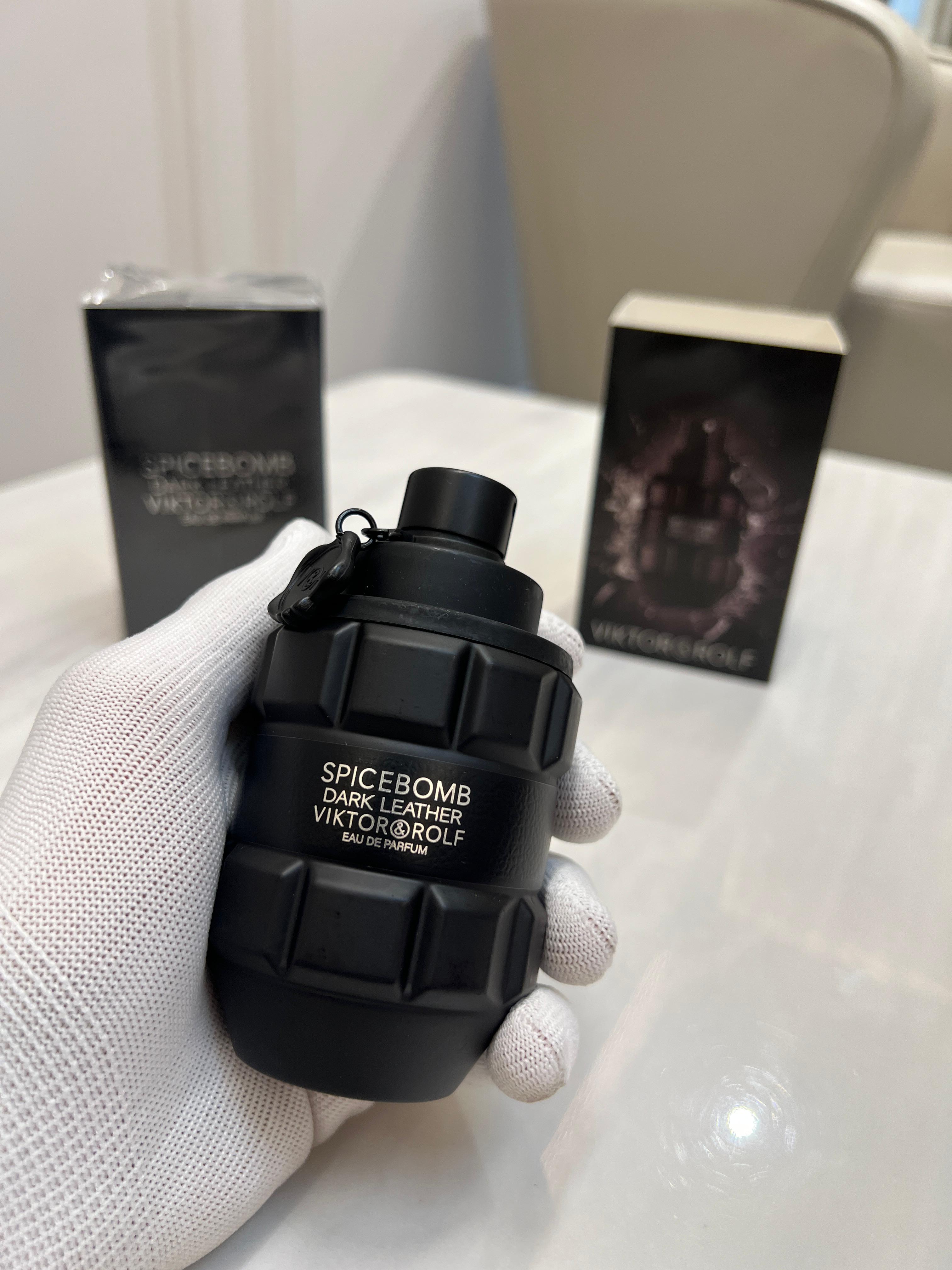 VIKTOR & ROLF SPICEBOMB DARK LEATHER