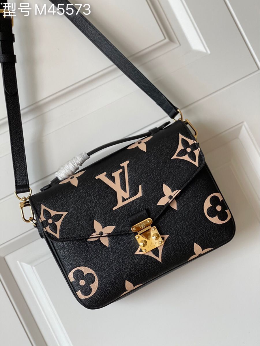LOUIS VUITTON POCHETTE METIS